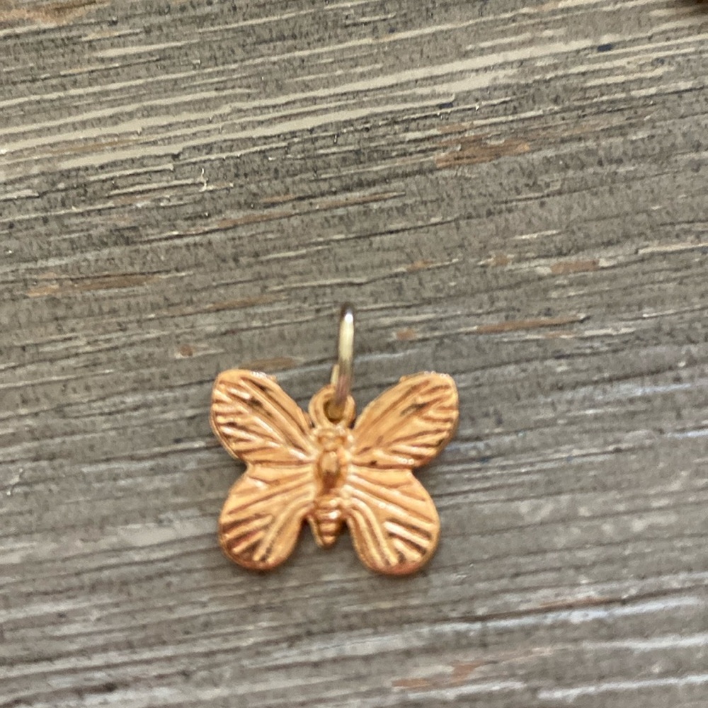 5/$10❤️❤️❤️NEW Rose Gold Tone Alloy Butterfly Charm Pendant